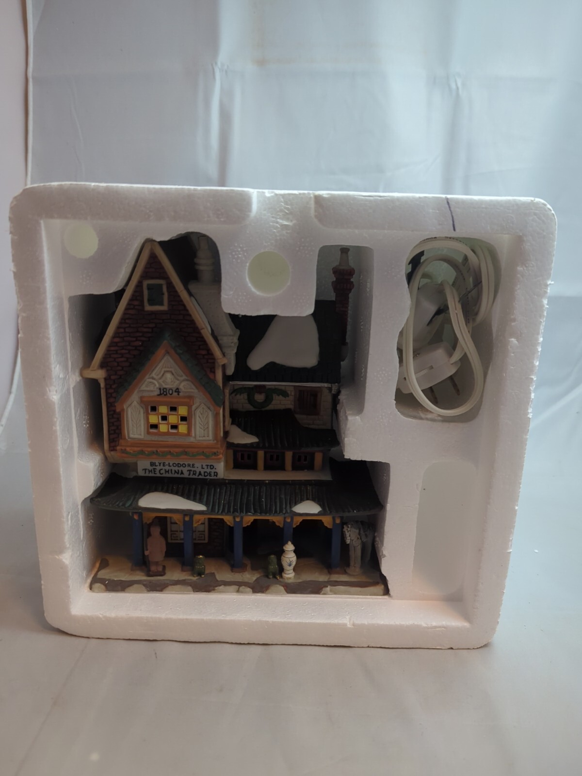 NM~Department 56~THE CHINA TRADER~Dickens’ Village~#56.58447