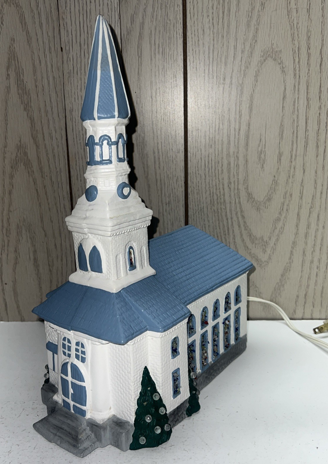 Vintage Colonial America Illuminated Church Hand Painted Porcelain W Light