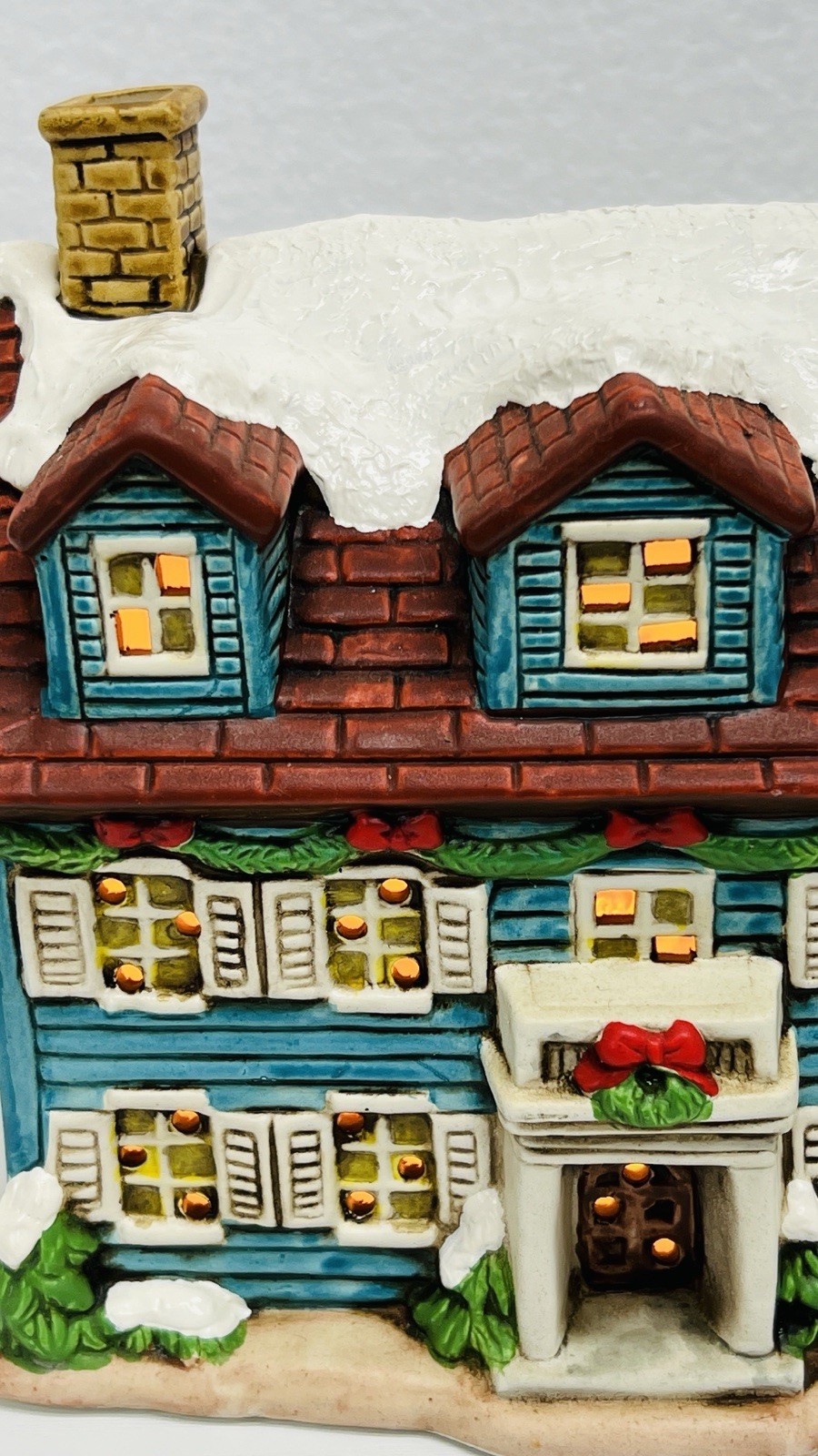 Lefton Colonial Village “ 1986 The Welcome House” Byron Wood 05824 Retired