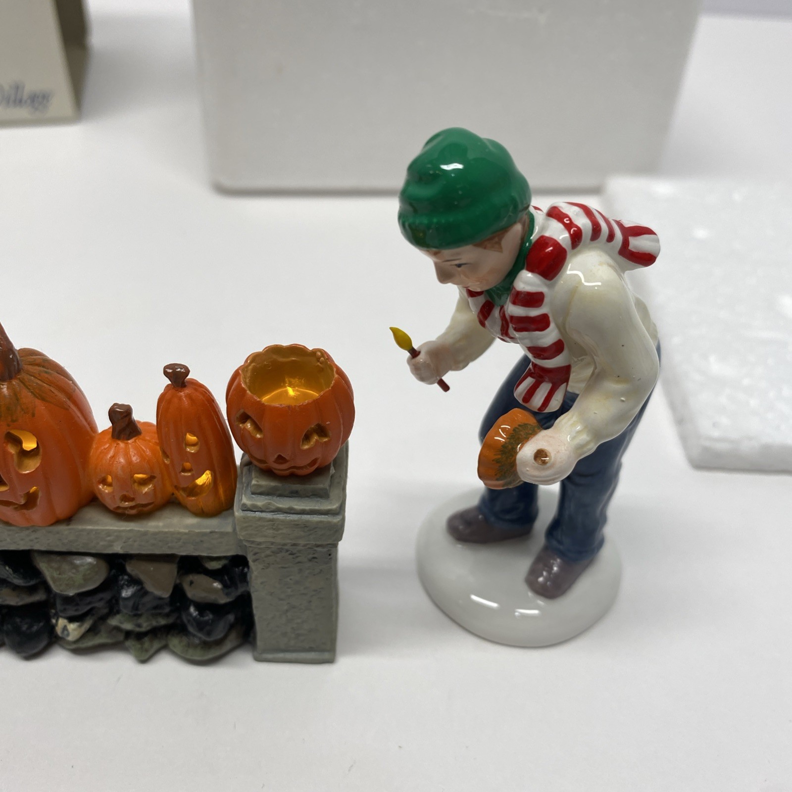 Dept 56 Snow Village Halloween “Lighting The Jack O Lantern” Set Of 3 56.55117