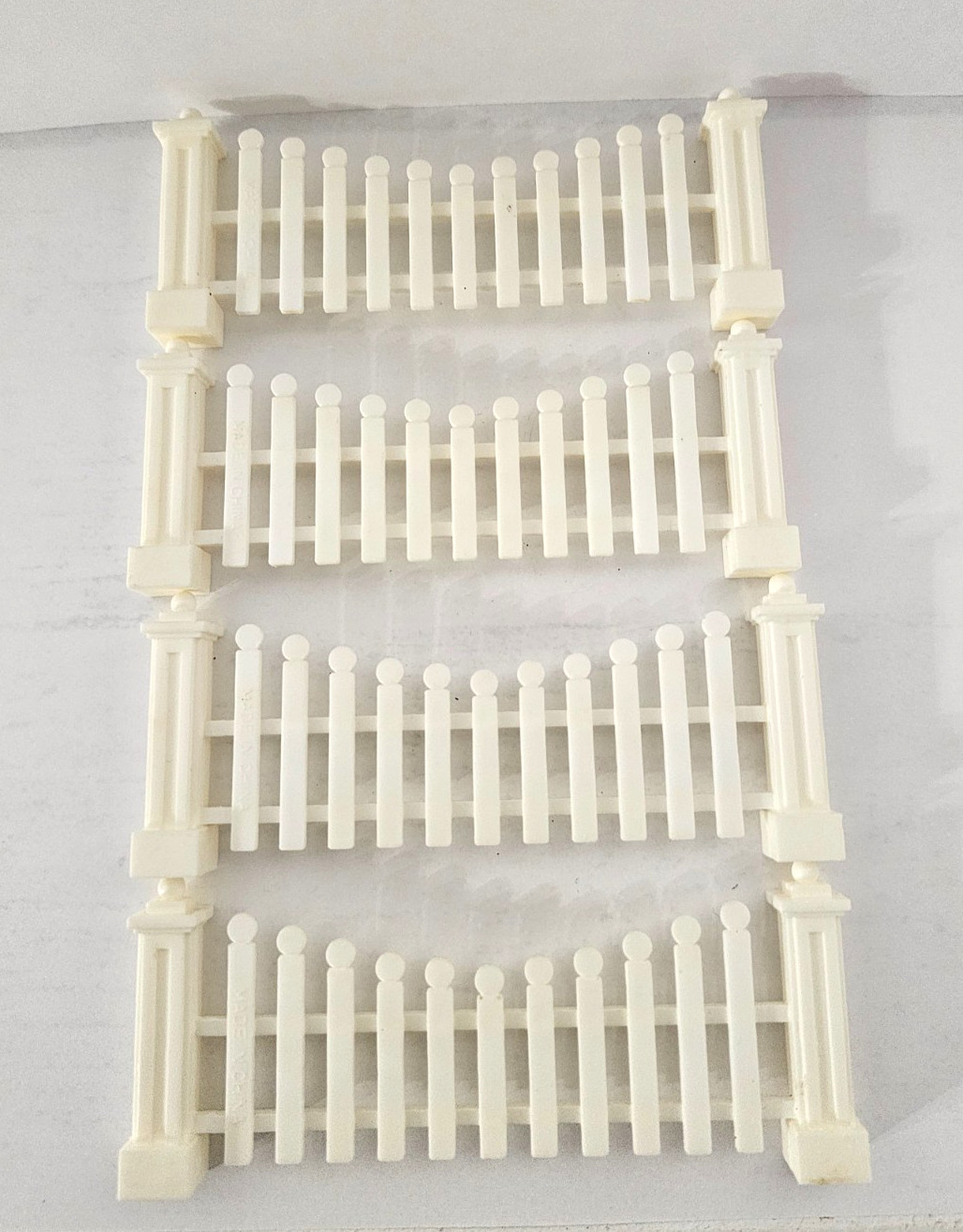 Christmas Village White Picket Fence 4 Pieces Plastic Decoration Accessory