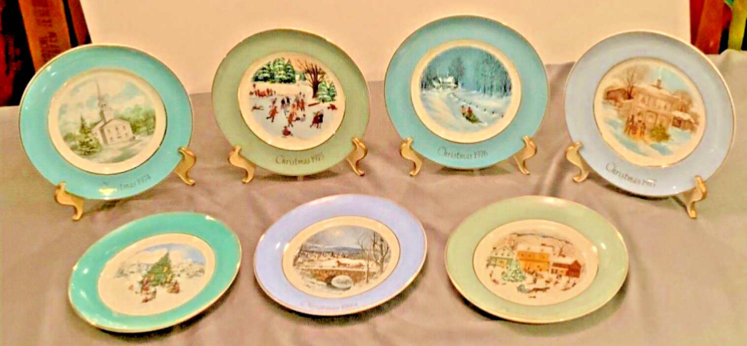 LOT OF 7 VTG 1974-1980 AVON CHRISTMAS SERIES WEDGEWOOD PLATES (IOB-MINT)
