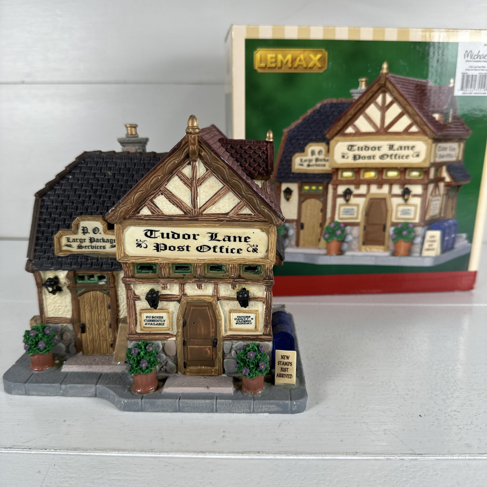 Lemax Tudor Lane Post Office Ceramic Christmas Village Cottage Lighted 2013