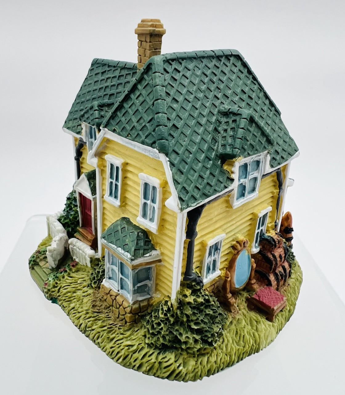 Liberty Falls Red Rudder Antiques AH100 Miniature Figurine 1996