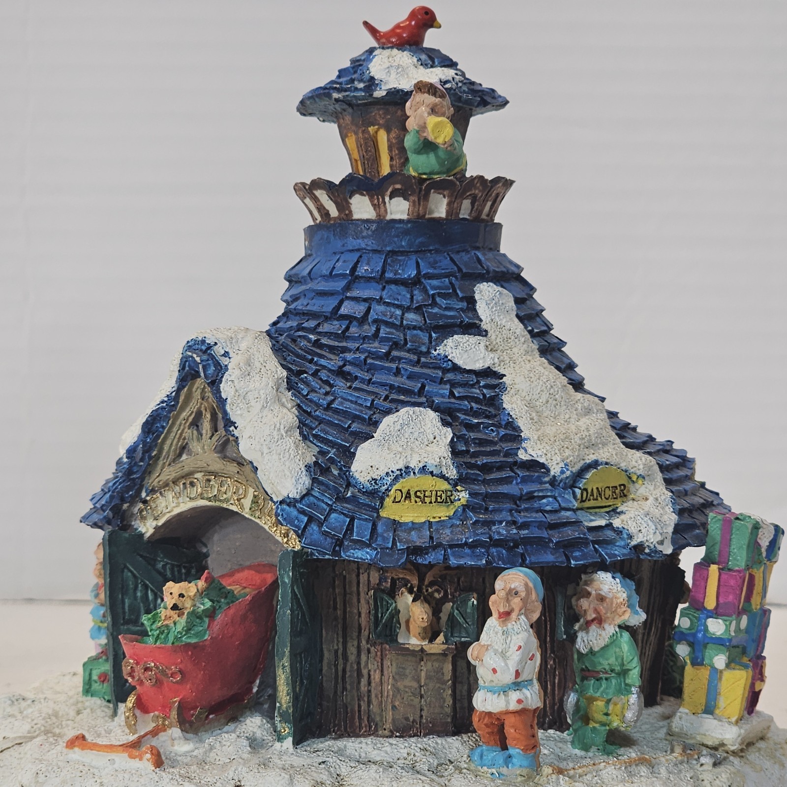 Vtg 1995 Santa’s Town- Post Office,Santa’s House,G.bread bakery. Reindeer Barn