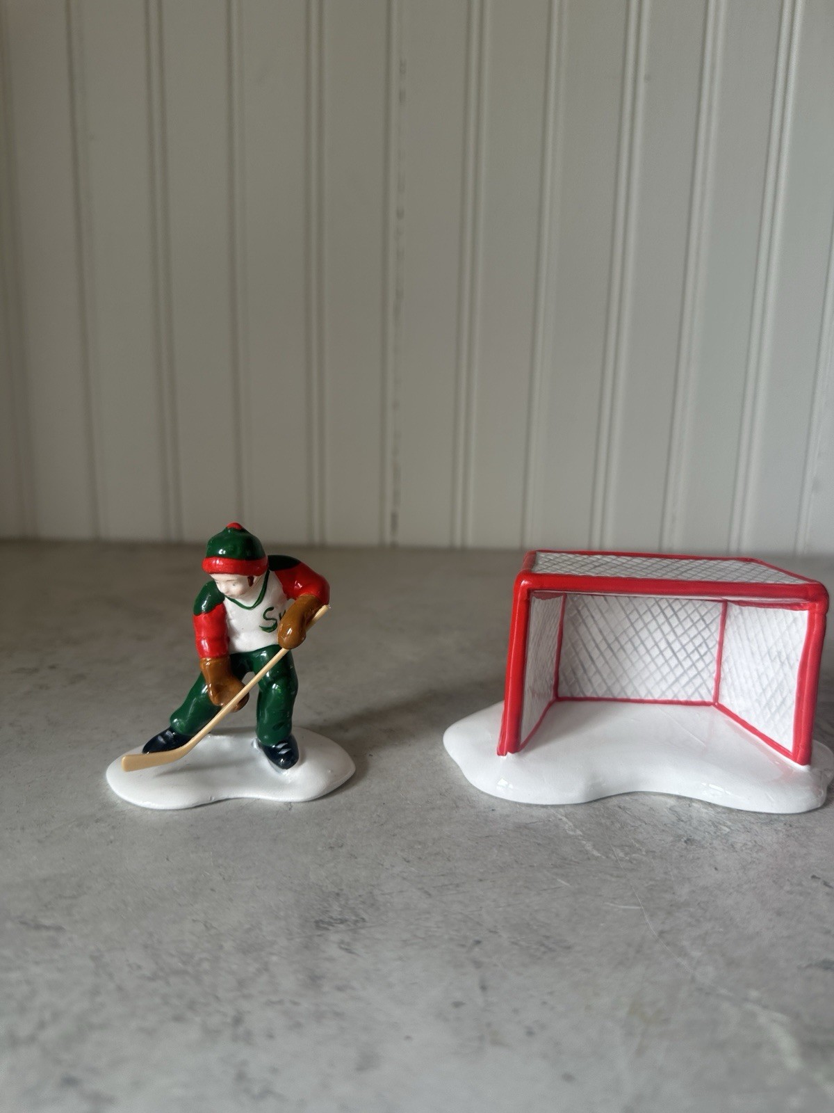 Dept 56 Snow Village 4 Piece Set “Cold Weather Sports” #5410-0 Hockey Accessory