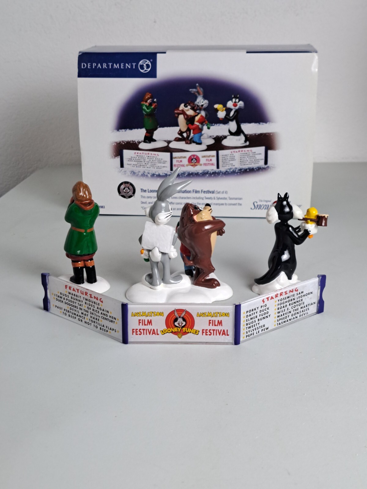 Dept. 56 Snow Village The Looney Tunes Animation Film Festival Set 56.54983