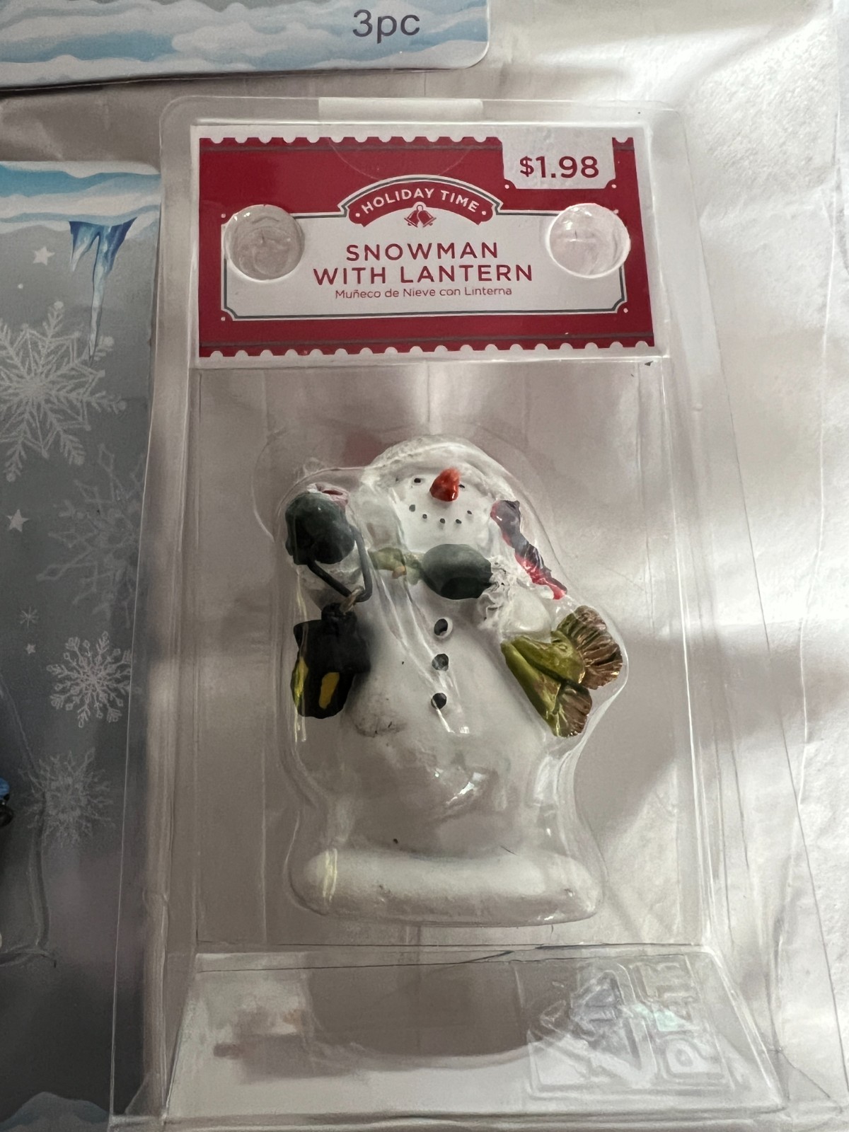 🎄25-piece MIXED Christmas Village Accessories Lot Snowmen Signs Xmas Gnomes