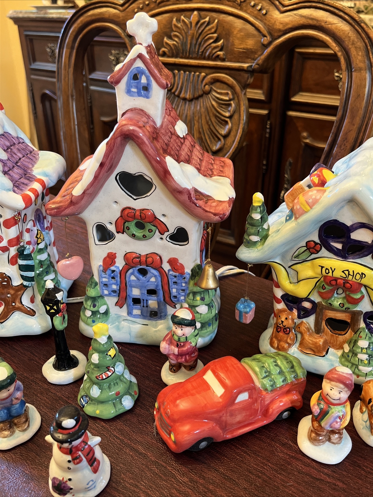 Elements Holiday Village Town Stores Ceramic Christmas Set, Lighted, 12pc, Nice!