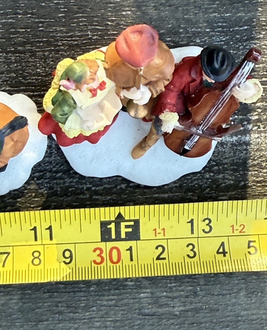 Lot Of 6 Christmas Village Figurines Decorative Miniatures Christmas Holiday