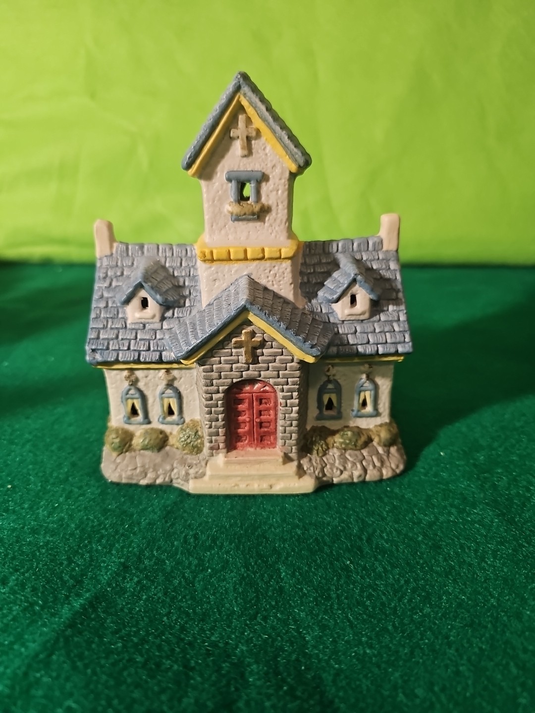 Vintage Lot Of 4 Easter Village Houses.