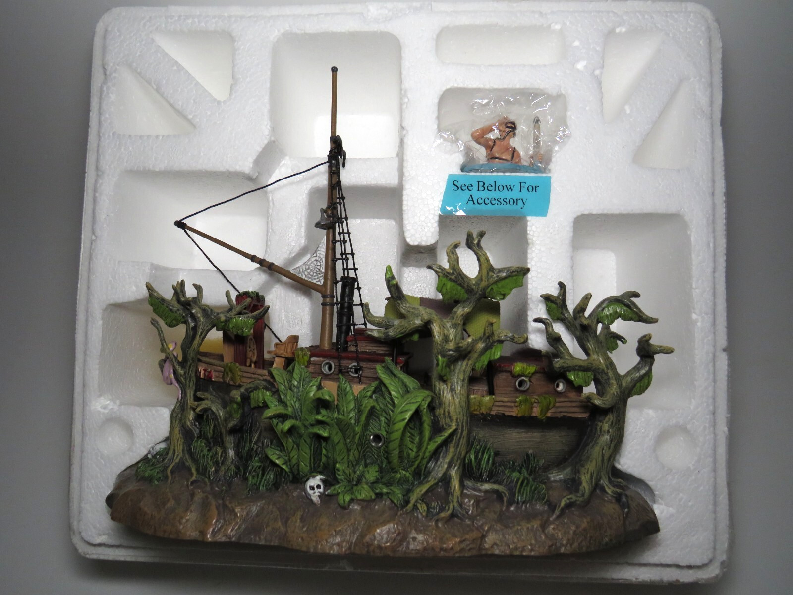 Haunted Rita 2007 Hawthorne Universal Studios Monsters Halloween Village – Box