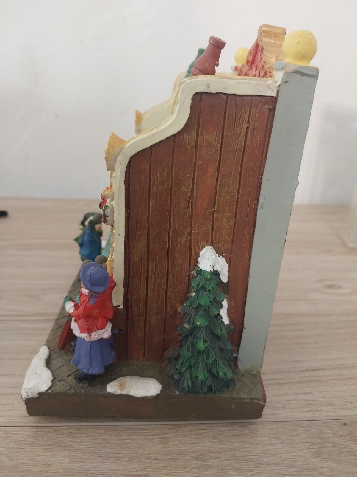 Victoria Falls Carnival Spilled Milk Ball Toss Lighted Animated Winter Decor