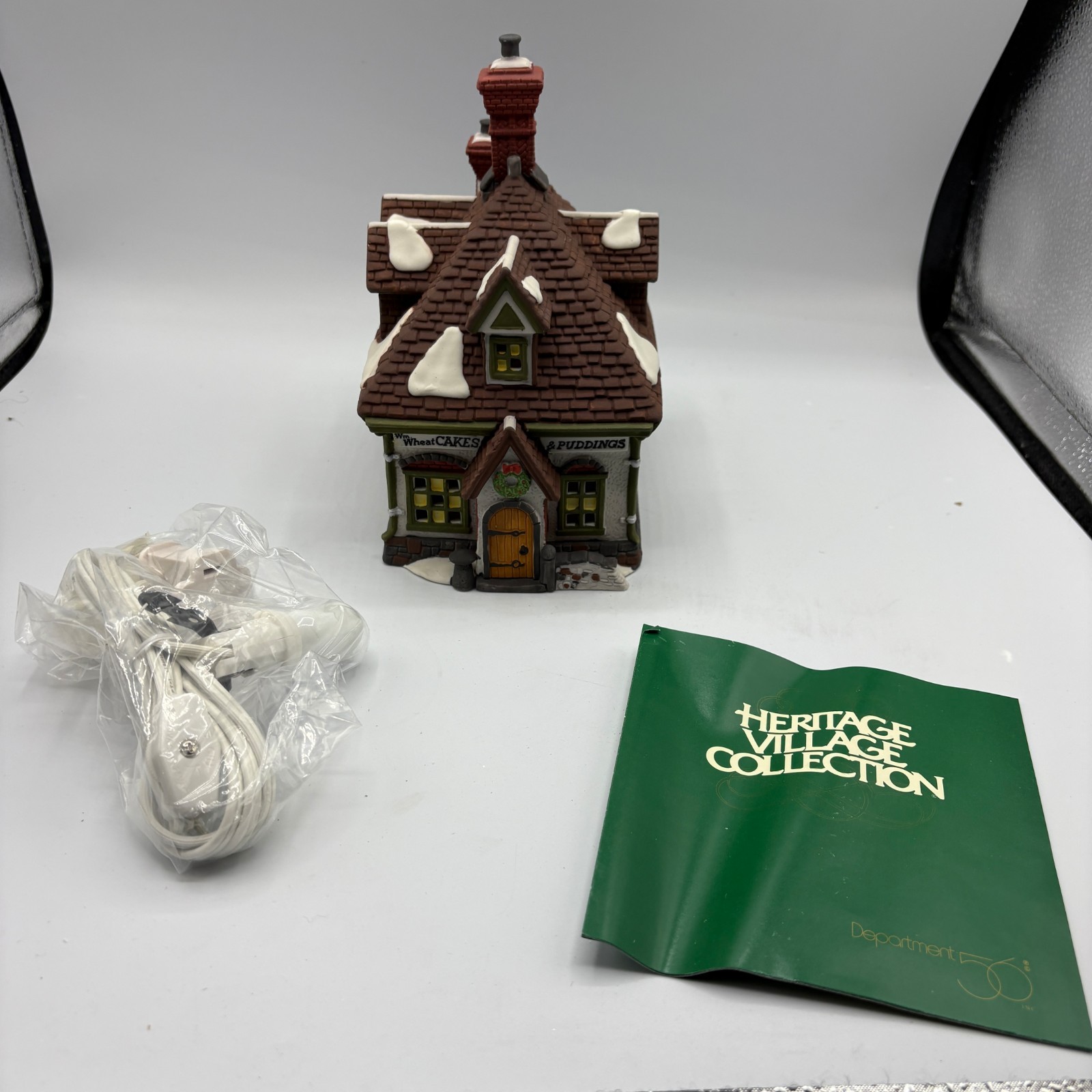 Dept 56 Heritage Village Dickens Village WM Wheat Cakes & Puddings 5808-4 Cord