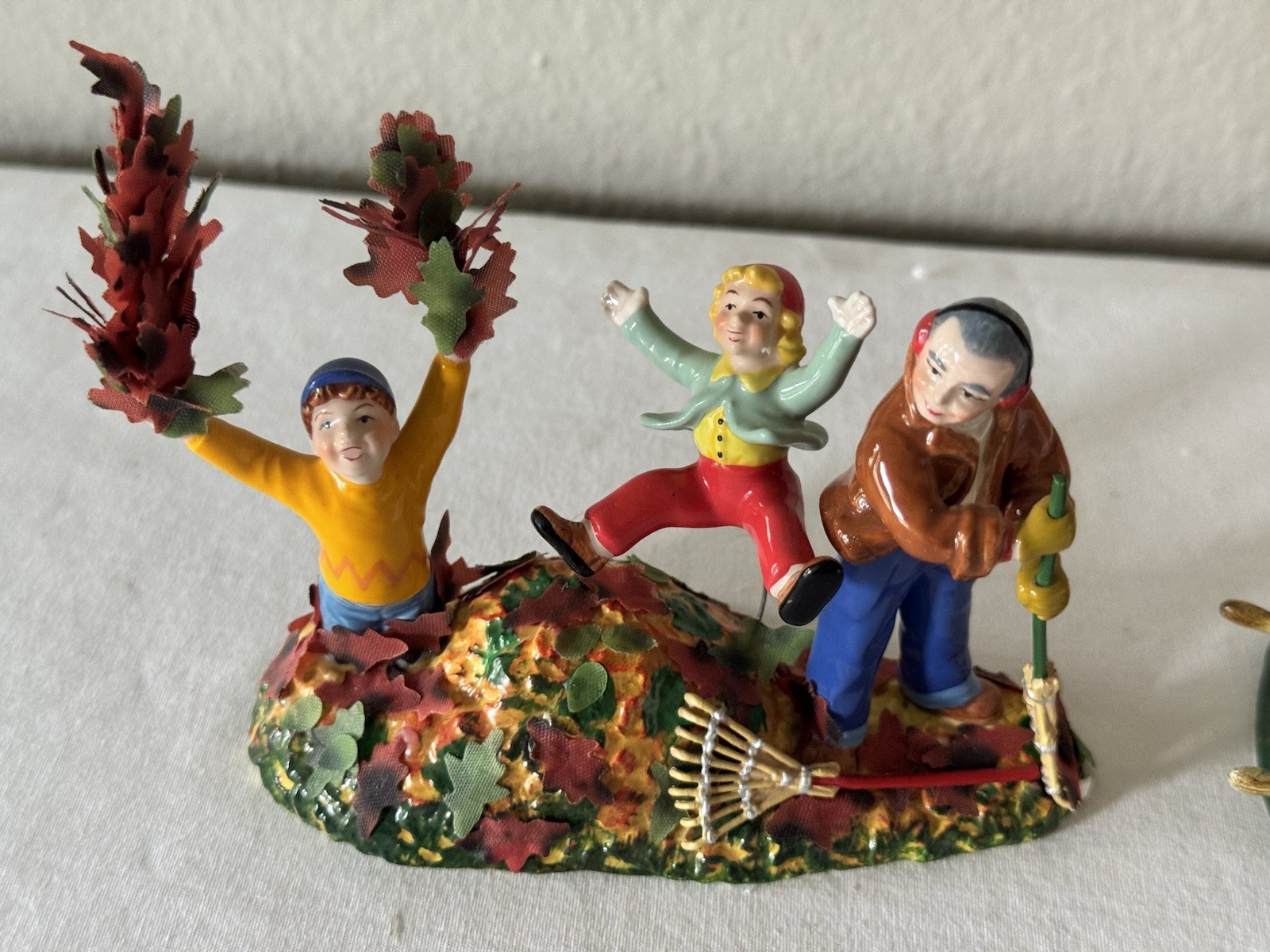 Department 56 ‘HARVEST YARD FUN’ Snow Village Collection – 55258
