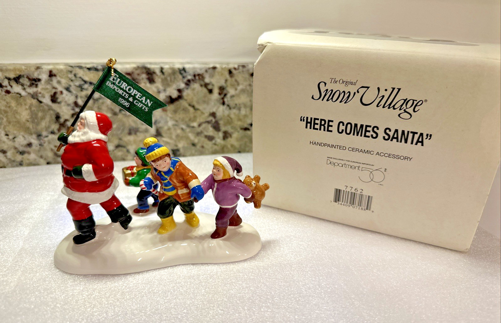 Department 56 Here Comes Santa Christmas Snow Village 1996 Ceramic Ornament 7762