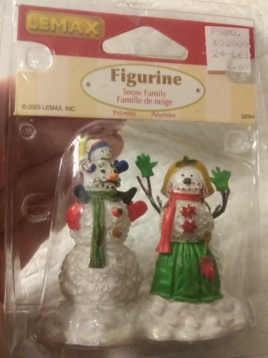 Lemax Coventry Cove 2005 Christmas Village Figurine Snowman Family