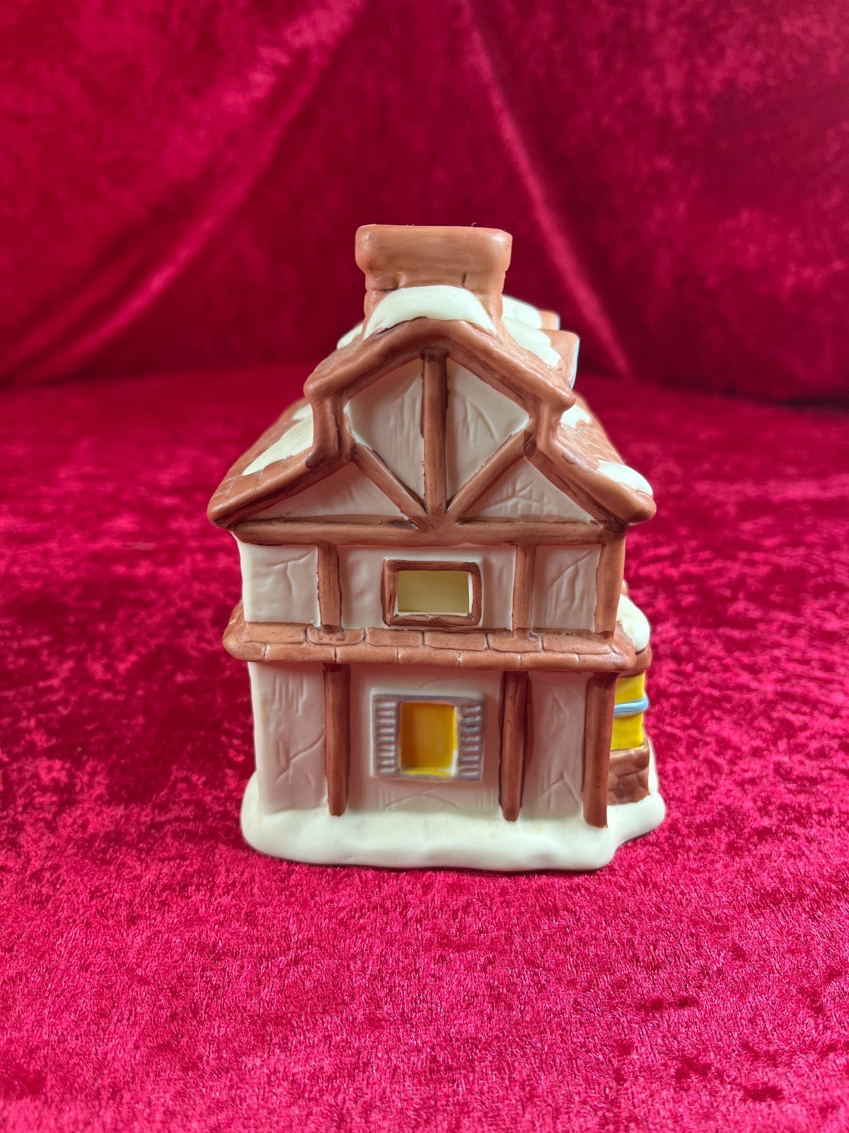 Christmas Village Bakery 800-444 Light Up White Brown 6″ Americana Table