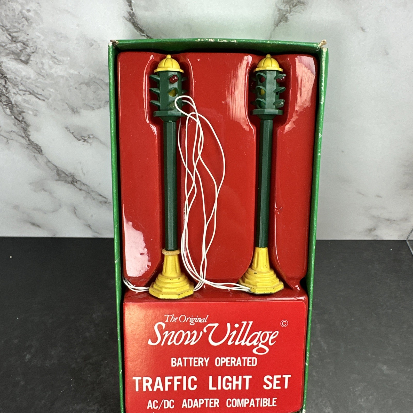 Department 56 Snow Village Battery Operated Traffic Light Set AC Compatible 28