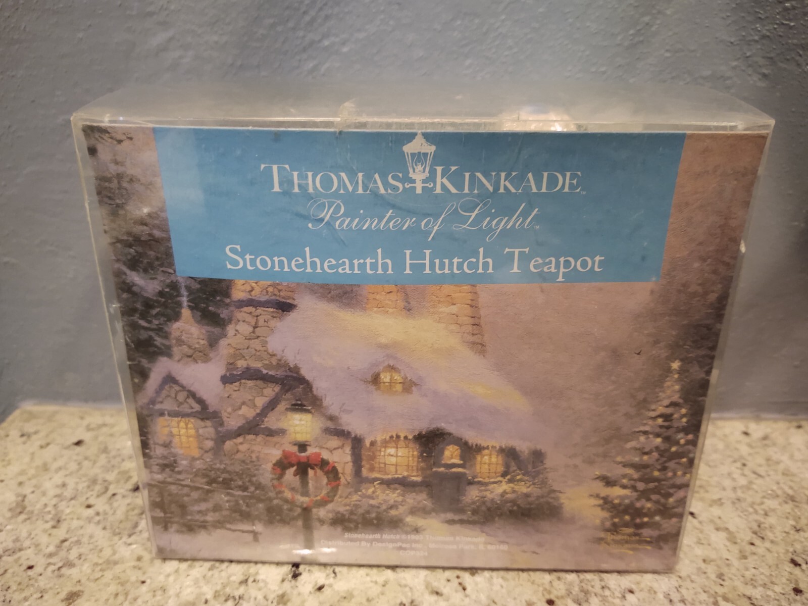 2006 Limited Edition Thomas Kinkade Stonehearth Hutch Teapot Christmas Brand New
