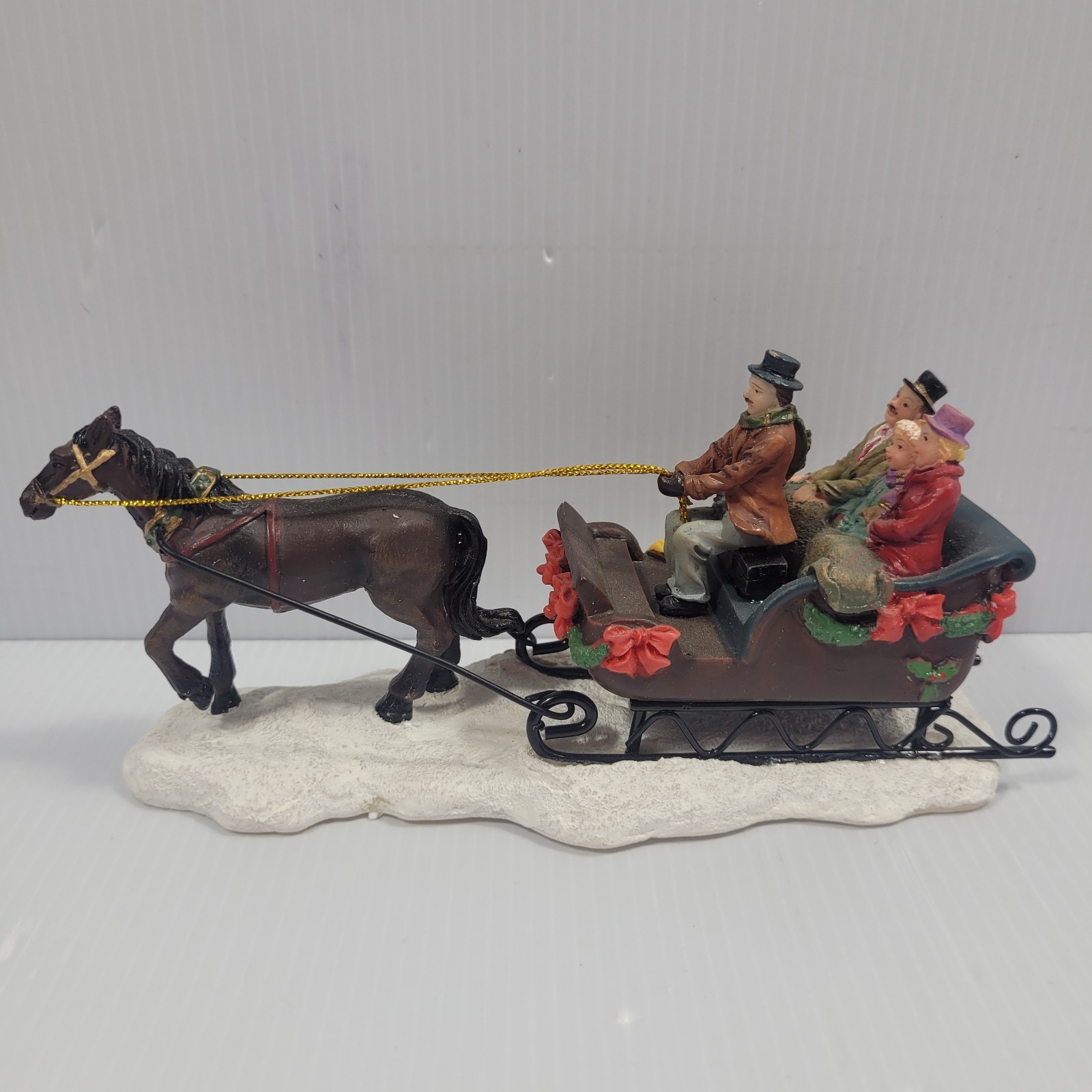St Nicholas Square Sleigh Ride | Christmas Village Accessory | Original Box