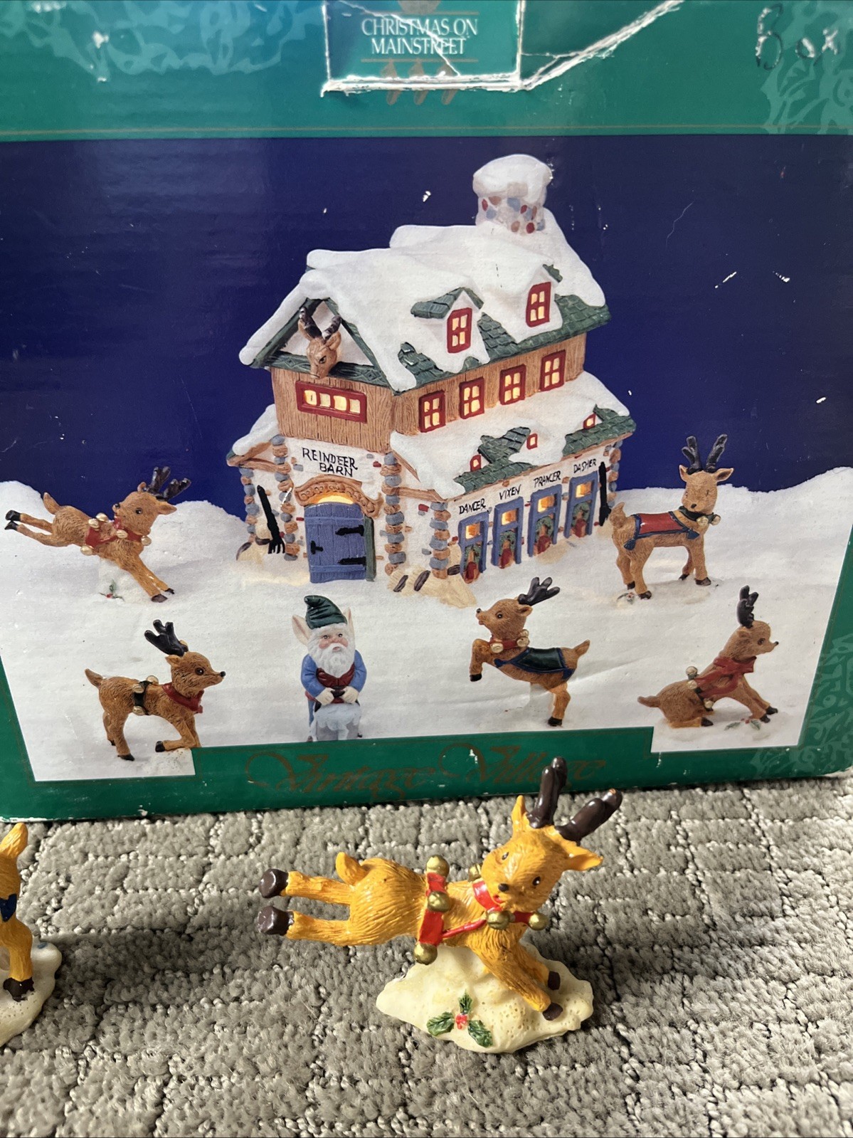 Christmas On main street Reindeer Stable Elf 7 Pc Vintage Village Rare Read