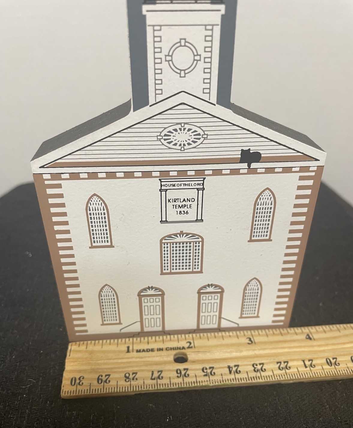 Vtg. Cat’s Meow Village Historic Kirtland Temple 1991 Signed Wooden Shelf Sitter