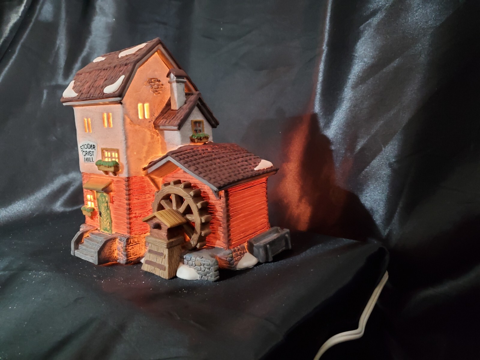 Dept 56 Alpine Village Series “Stoder Grist Mill” #5953-6 Item#133