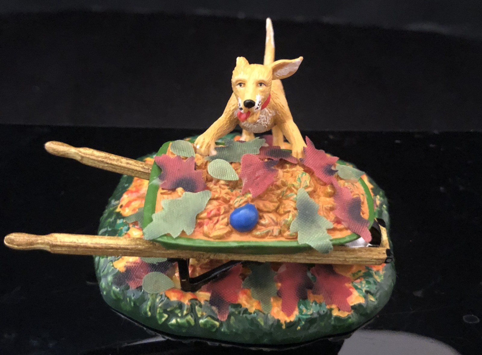 Department 56 Snow Village #55258 Harvest Yard Fun Set DOG ONLY