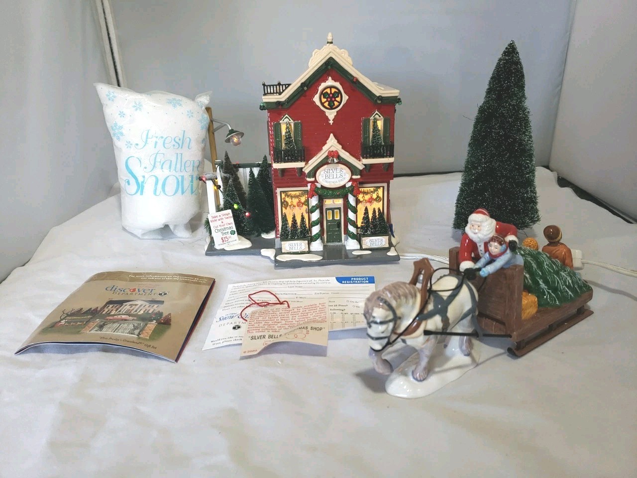 Dept 56 Silver Bells Christmas Shop Snow Village #55040 – See Description