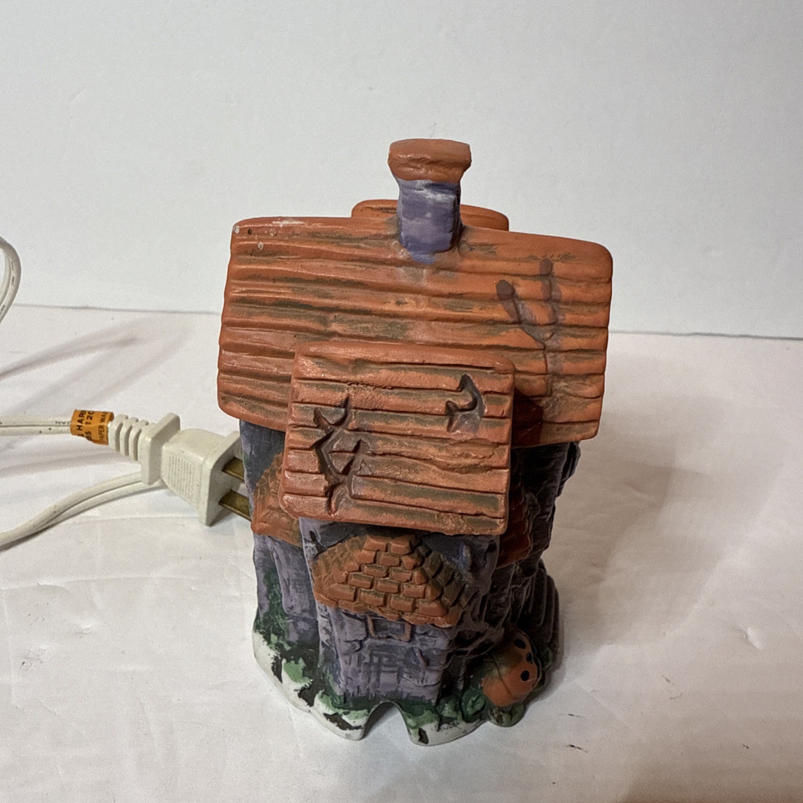 Vintage Illuminated Haunted House With Cord Works
