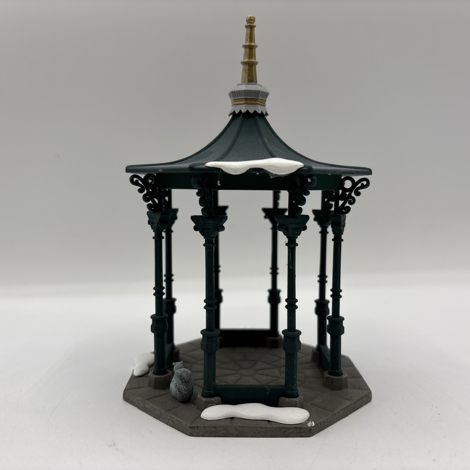 Department 56 1989 Vintage Heritage Village Collection Town Square Gazebo 5513-1