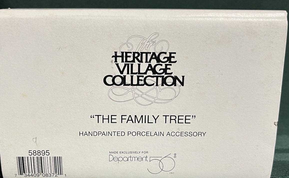 Dept 56 Heritage Village The Family Tree 58895 w/ Box