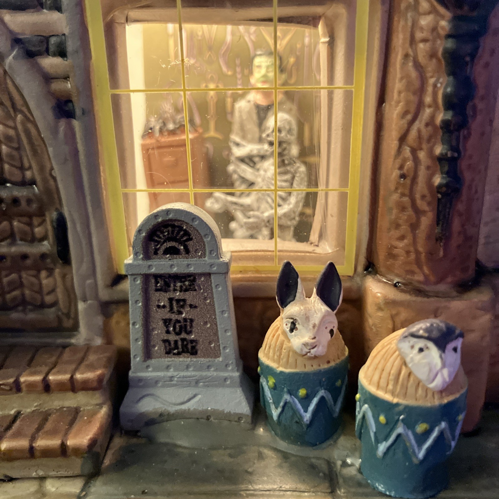 Lemax Spooky Town That’s a Wrap Mummy Mortuary Halloween Collection 25850 Retire