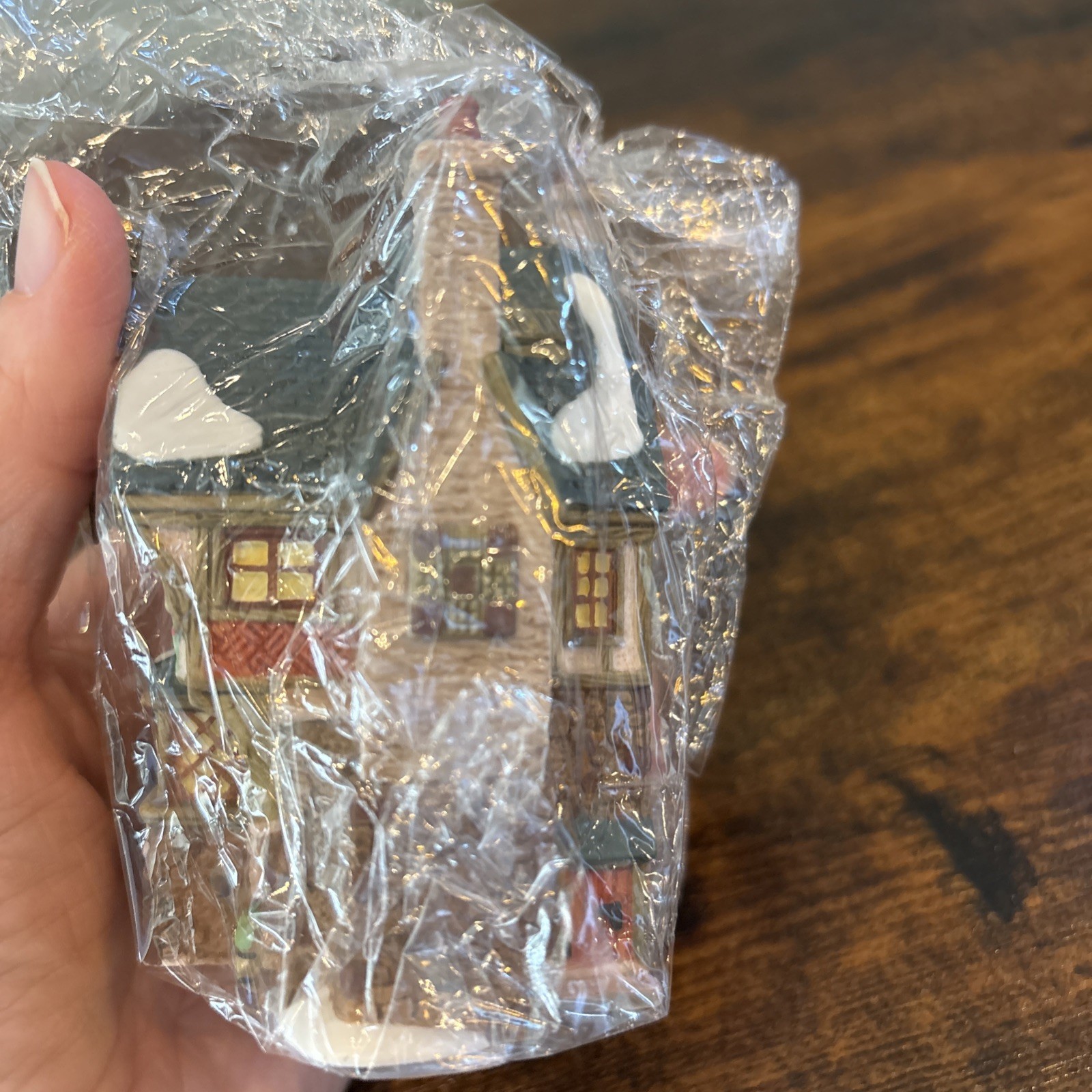 Dept. 56 Charles Dickens Heritage The Pied Bull Inn 1993 Christmas Ornament