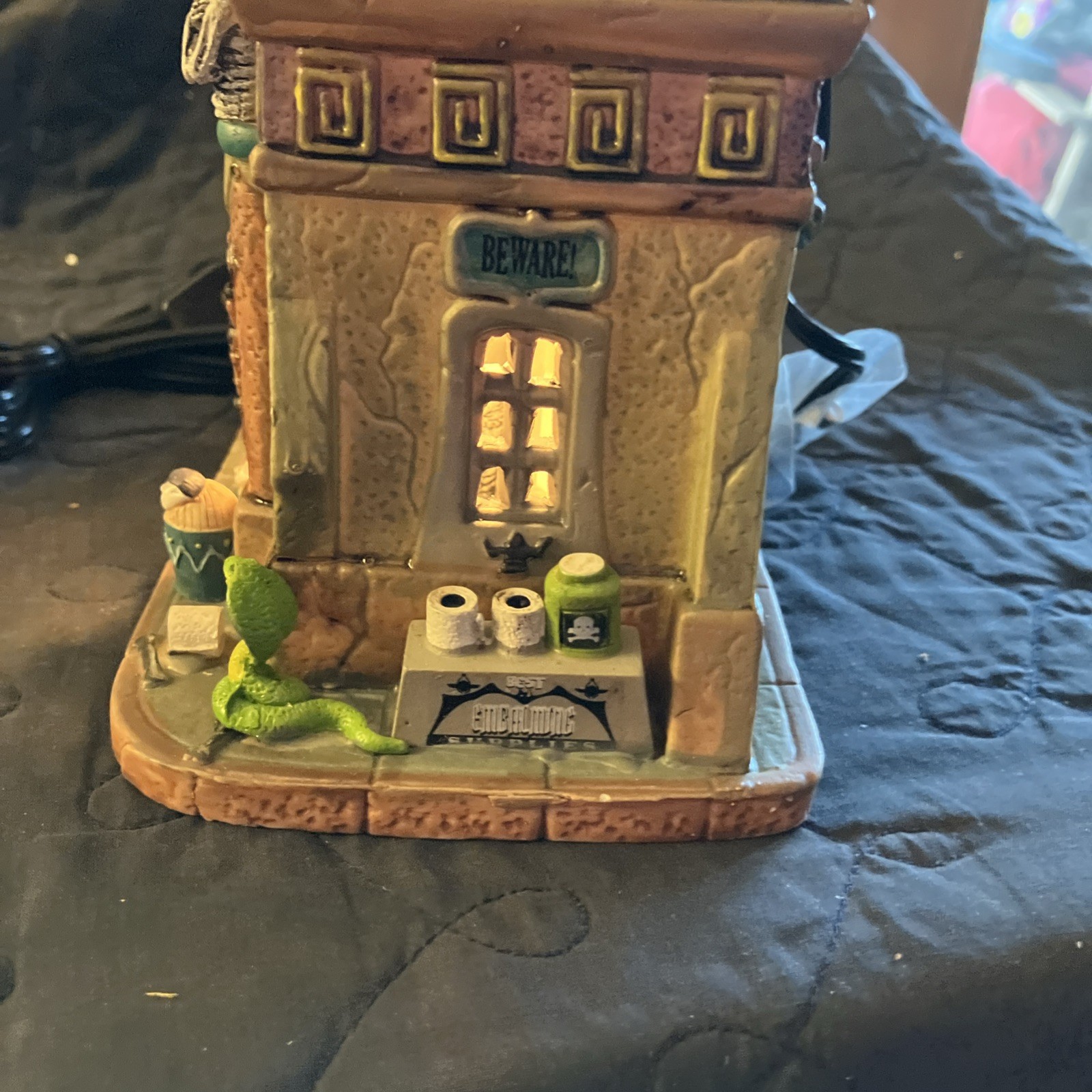 Lemax Spooky Town That’s a Wrap Mummy Mortuary Halloween Collection 25850 Retire