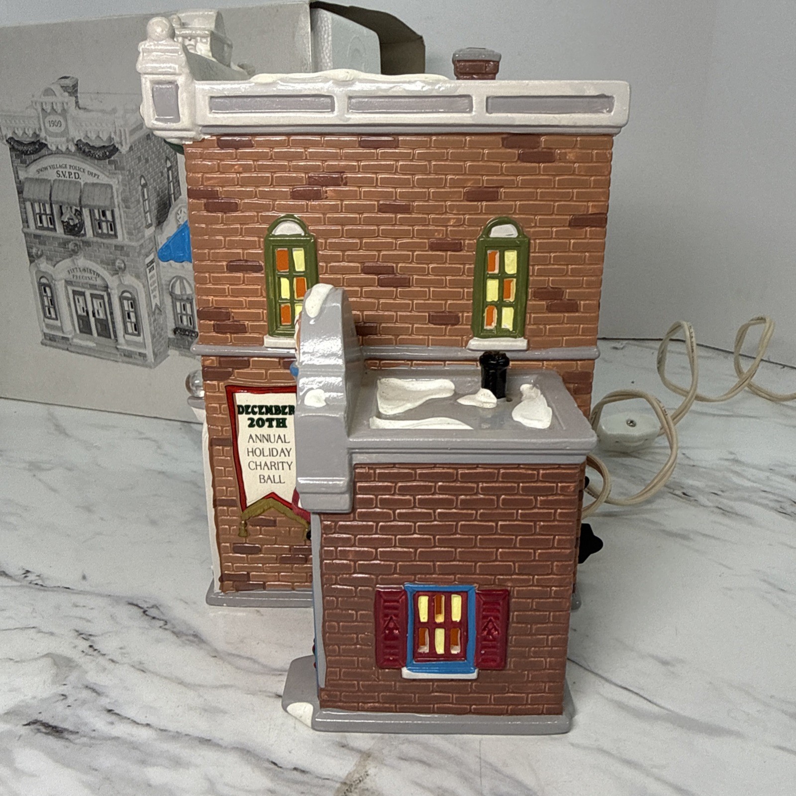 Department 56 Snow Village Village Police Station #54853 Retired VTG