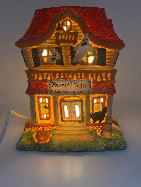 Creepy Hollow Haunted Hotel Lighted Haunted House with Cord Boxed