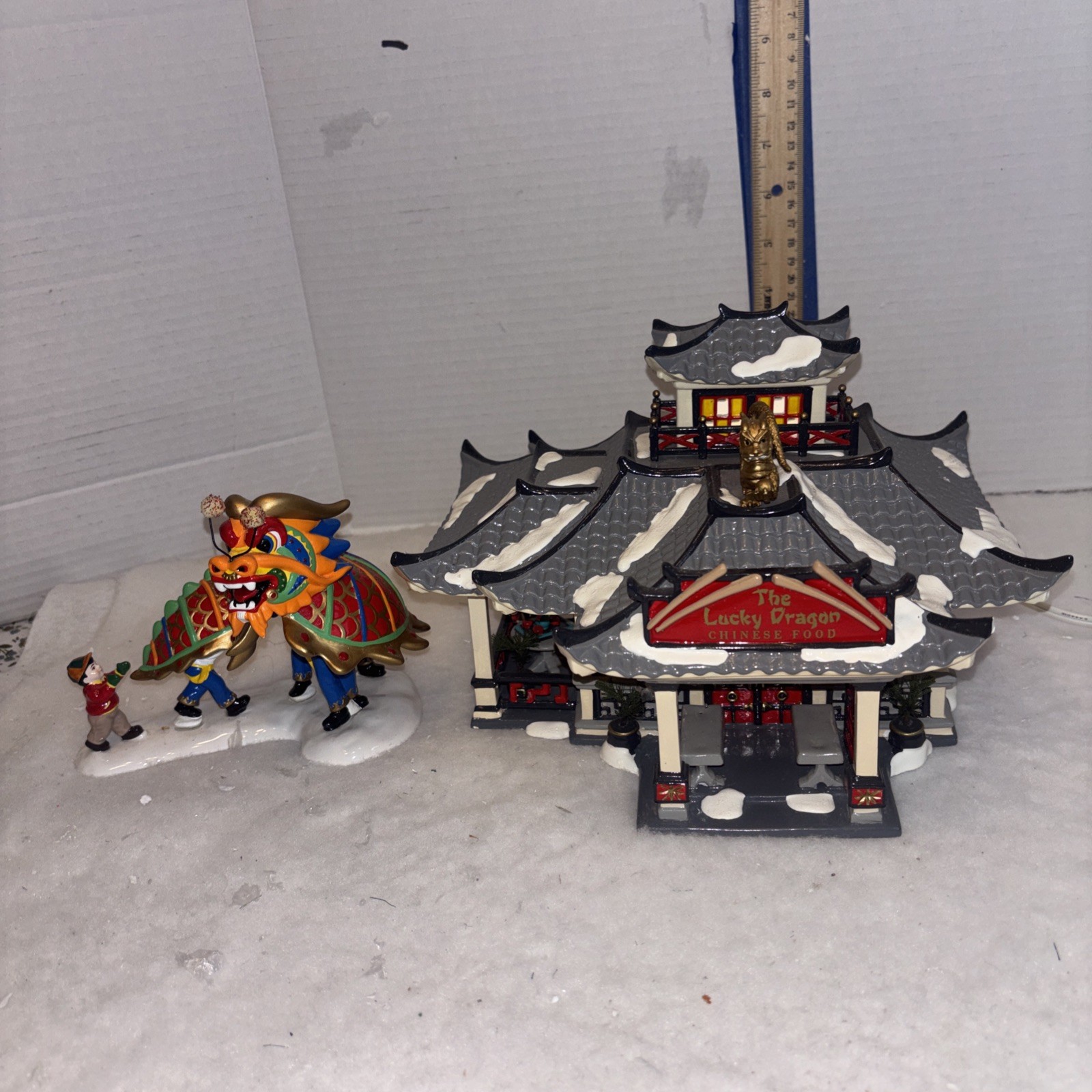 Department 56 Original Snow Village Lucky Dragon Restaurant 55011 W/extra