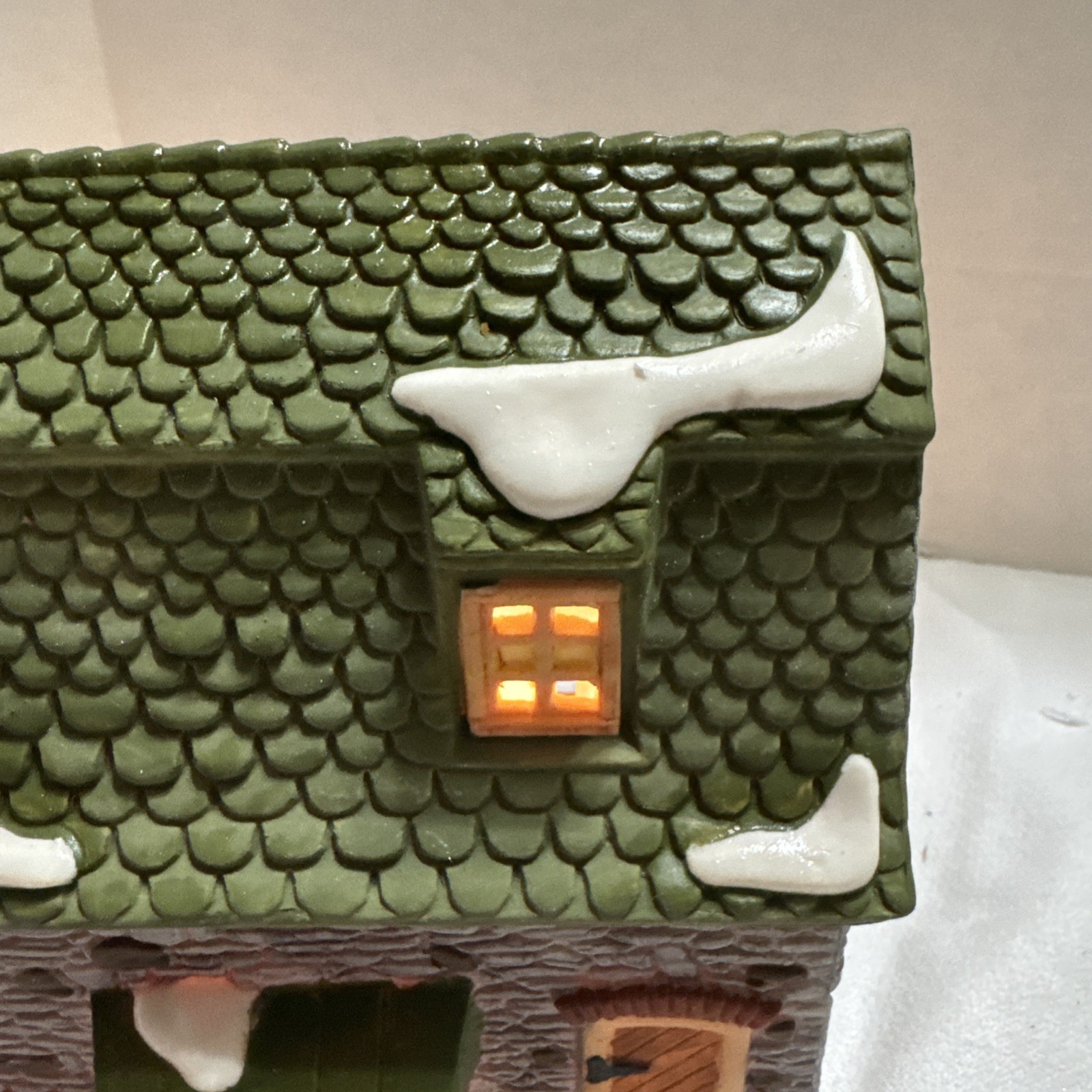 Dept 56 Heritage Village Collection White Horse Bakery 5926-9 Dickens New Cord