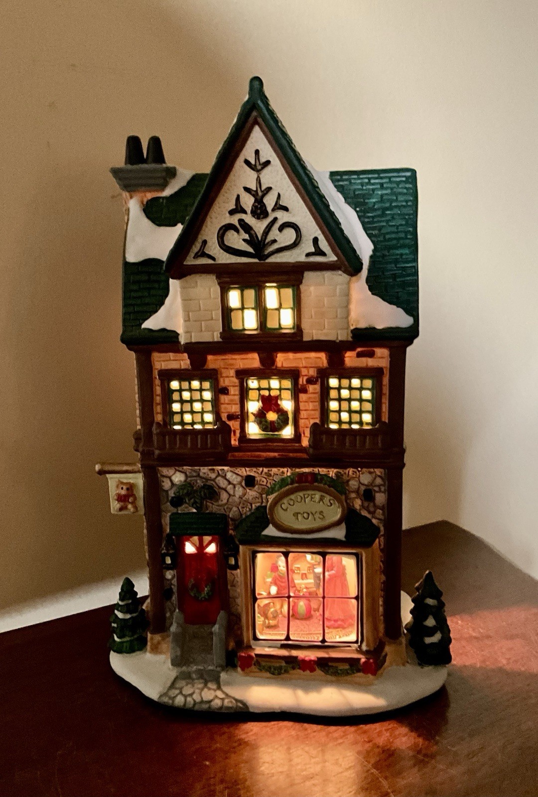 Santa’s Workshop Victorian Christmas Village Cooper’s Toy Shop 2005 EXCLNT