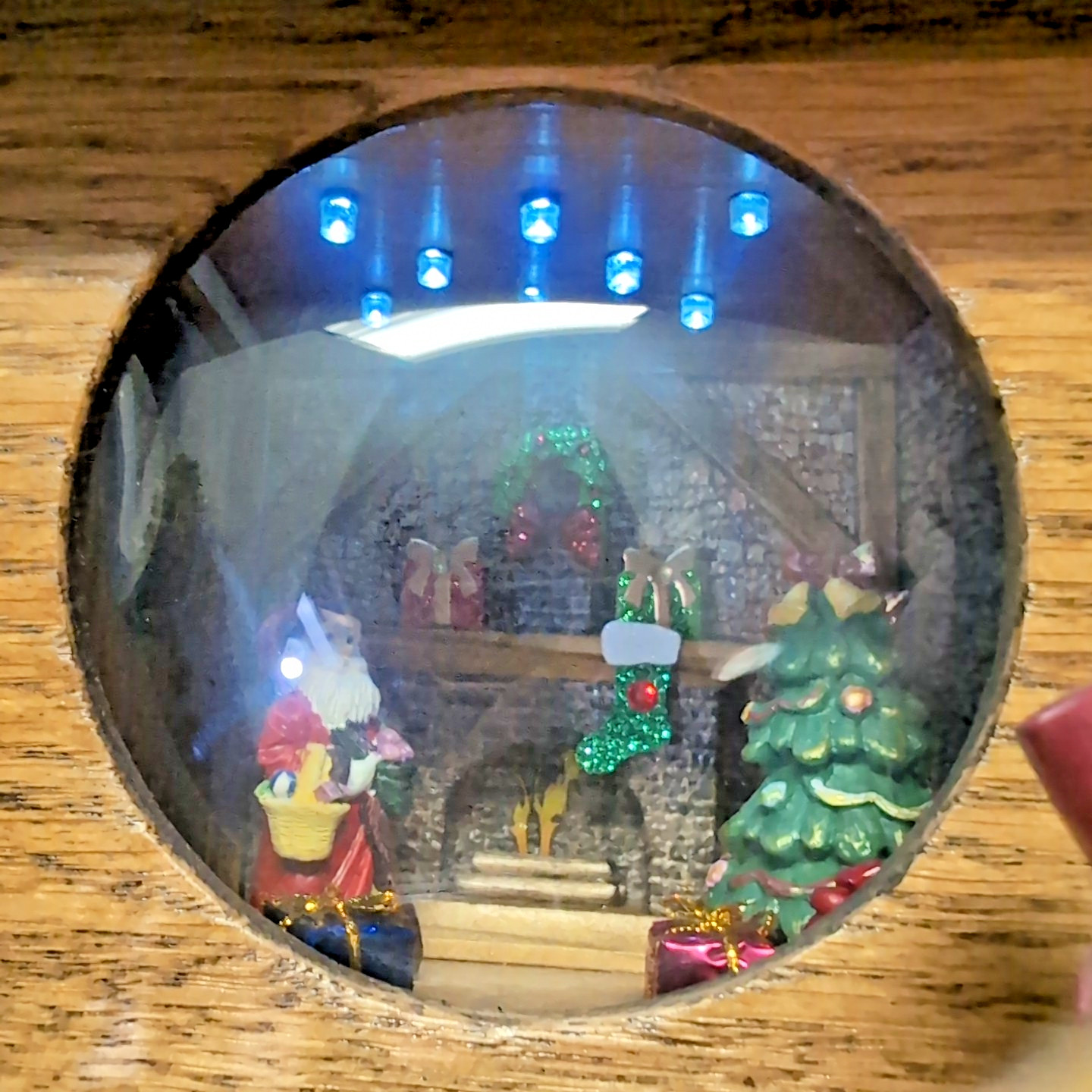 Handmade Old World European Christmas French Wine Crate 12″ Cottage Cabin LIGHTS