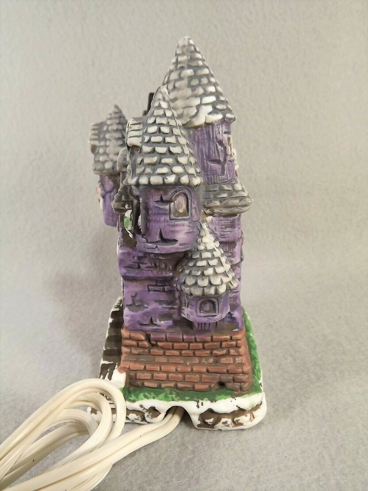 Mini Haunted House Light Skeletons Monster Porcelain Unbranded 5.5 x 3 inches