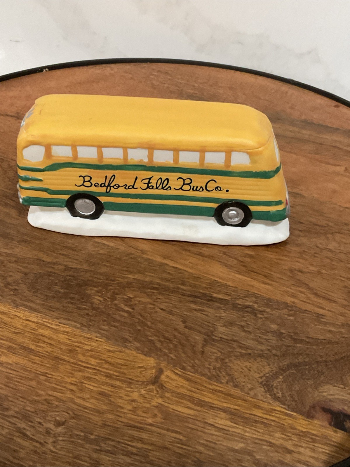 1995 It’s A Wonderful Life The Bedford Falls Bus Porcelain Figurine New In Box