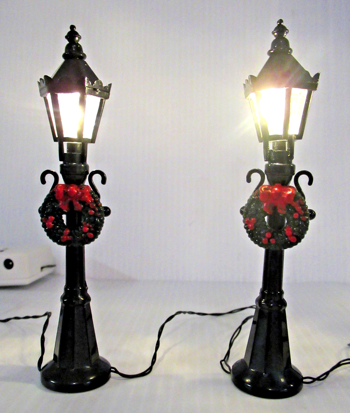 ENCHANTED FOREST “STREET LAMPS” ~(SET OF 4)~ ** LED LIGHTS / BATTERY OPERATED **