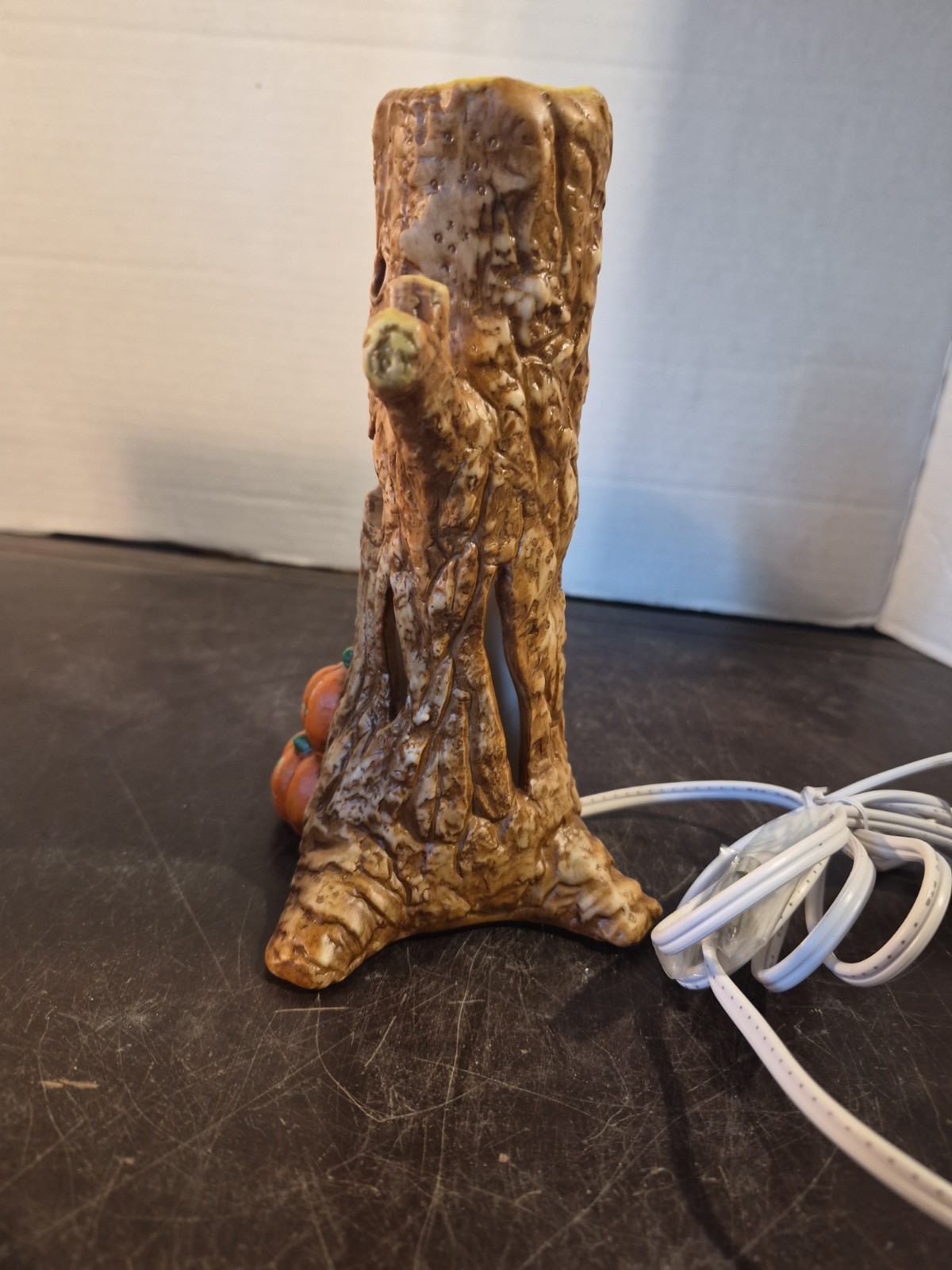 Creepy Hollow Eerie Elm (Tall) Halloween Ceramic Village Town Midwest Cannon