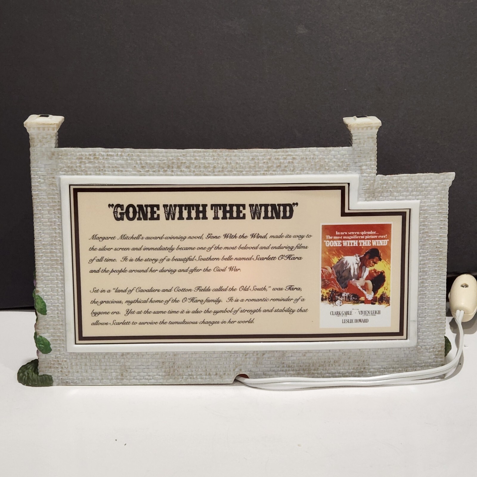 Department 56 GONE WITH THE WIND Christmas Village House w/Scarlett O’Hara -READ