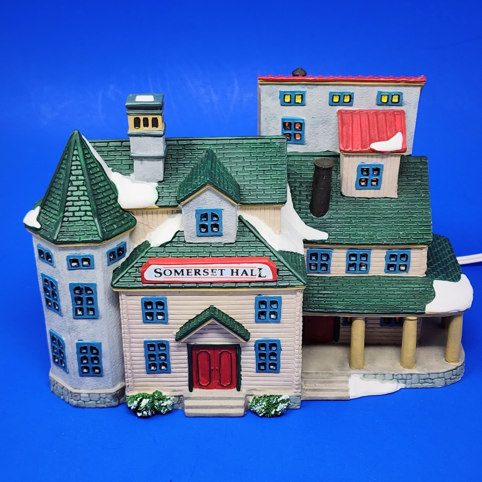 LEMAX Somerset Hall RETIRED Vintage #85276 Caddington Village House 1997 w/ Box