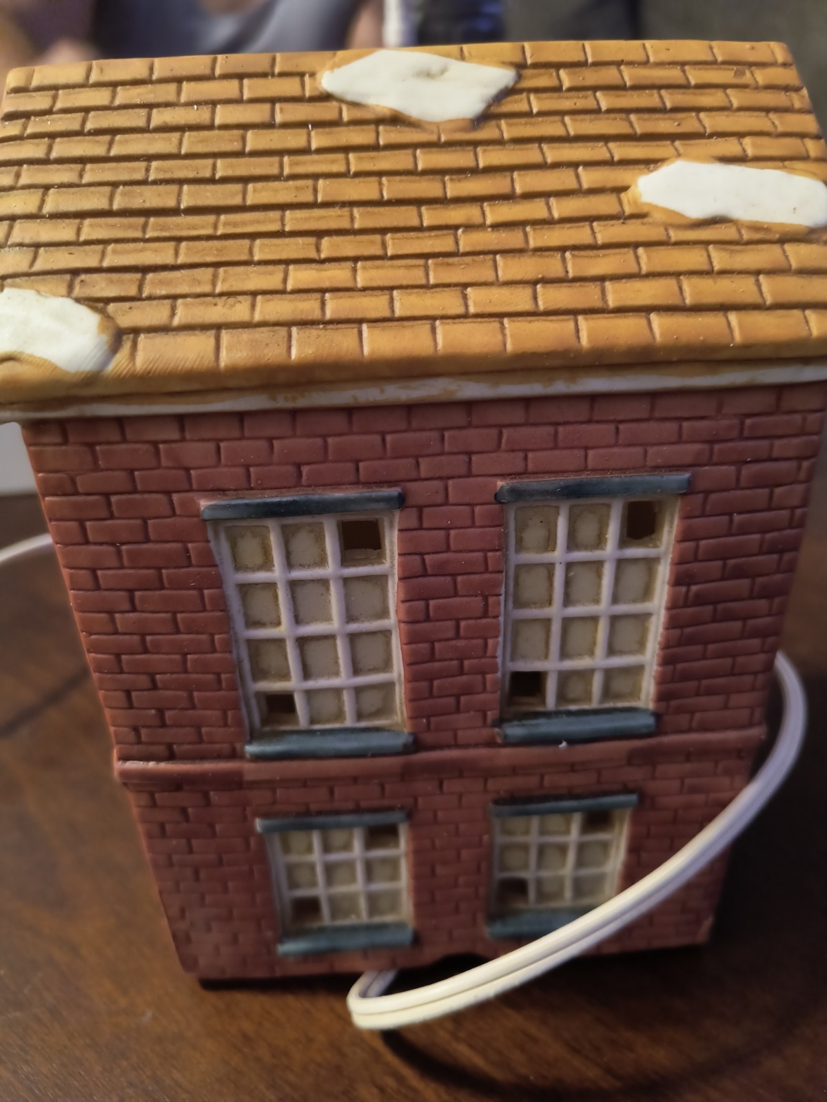 Vintage Illuminated Porcelain Grand Theater. Box Is Not In Great Condition.