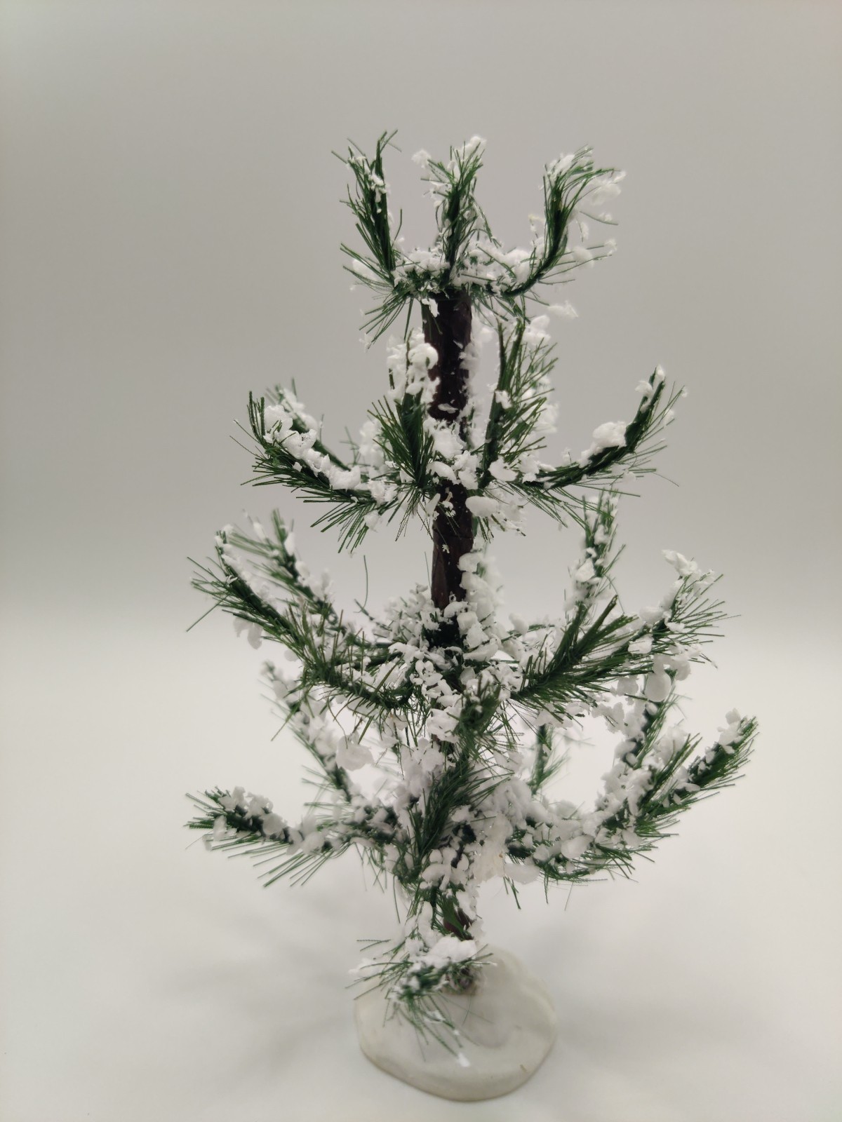 Snowy White Pine Christmas Tree Village Accessory Lemax 6″ 74173